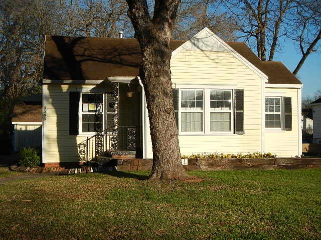 3553 Greenway PlShreveport, LA, 71105Caddo County