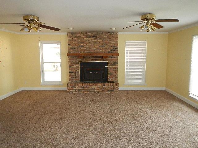 221 Walnut LnBossier City, LA, 71111Bossier County