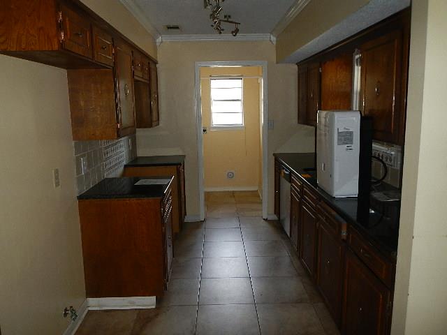 9709 Charleston DrShreveport, LA, 71118Caddo County