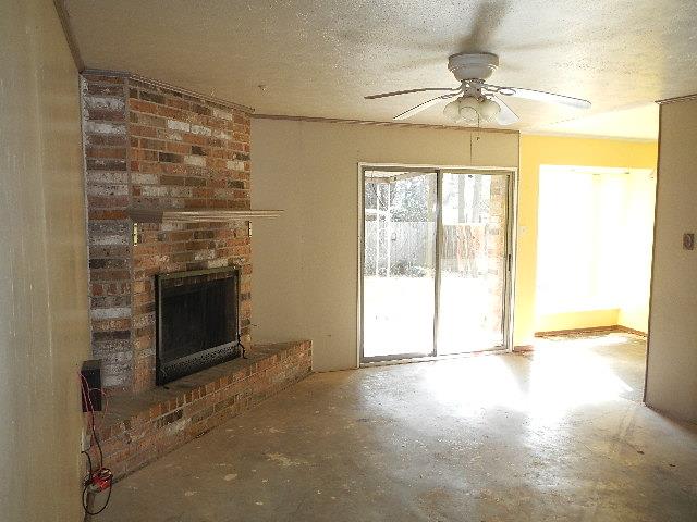 3001 Mackey LnShreveport, LA, 71118Caddo County