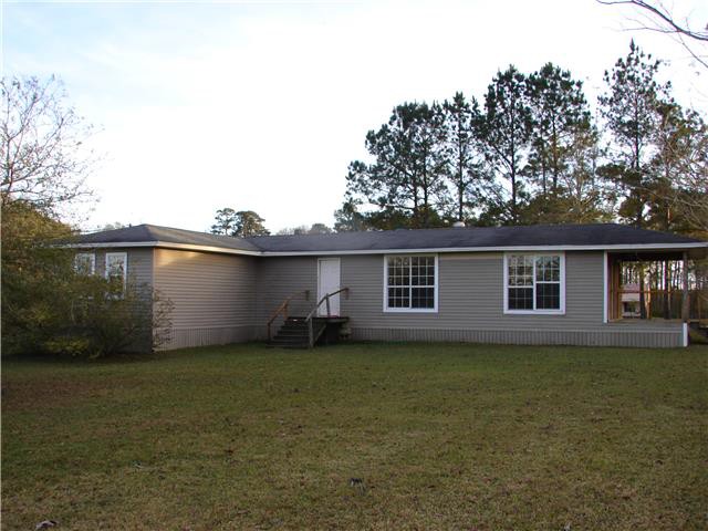 174 Lester RdGlenmora, LA, 71433Allen County