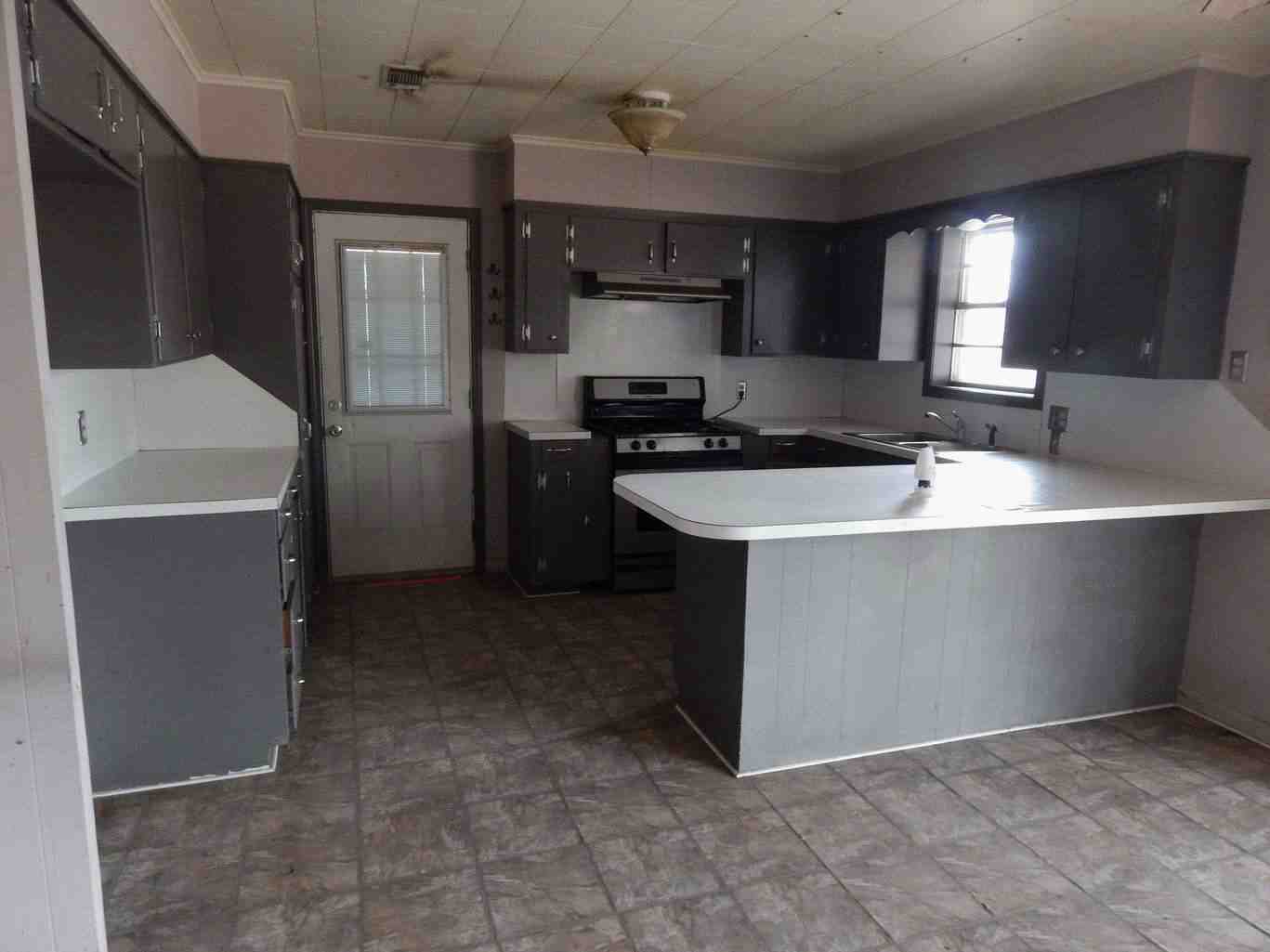 775 Ponder StMany, LA, 71449Sabine County