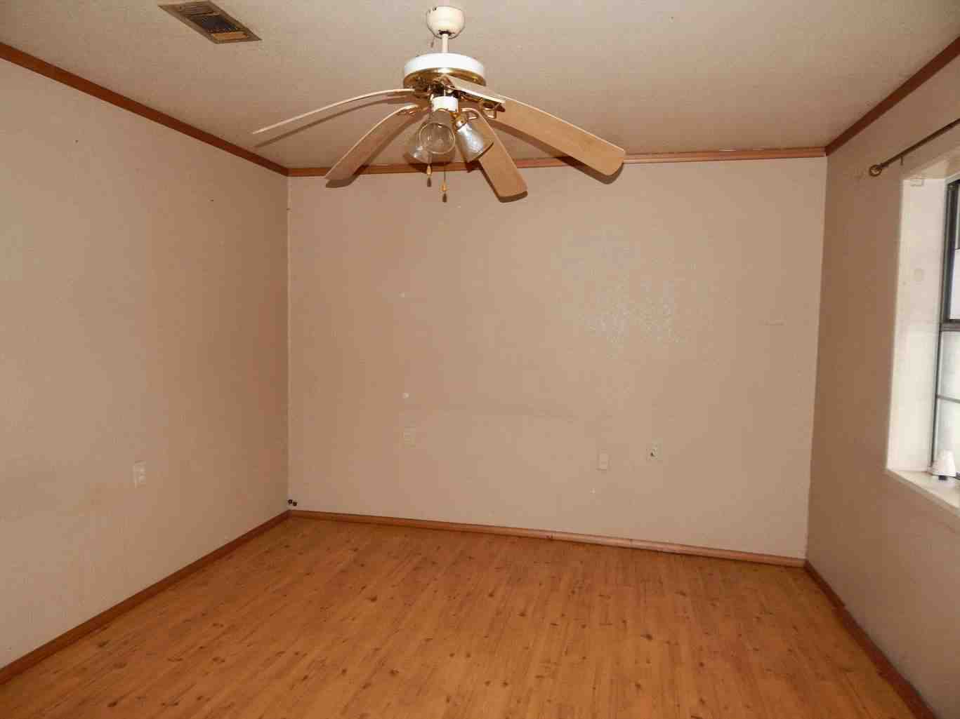 155 Mollie StMany, LA, 71449Sabine County