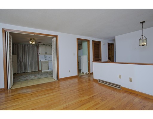 78 Butternut Drive, Agawam, MA 01001