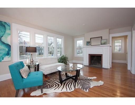 76 Reed St, Agawam, MA 01001