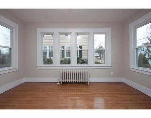 76 Reed St, Agawam, MA 01001