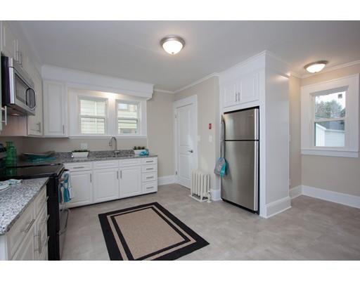 76 Reed St, Agawam, MA 01001
