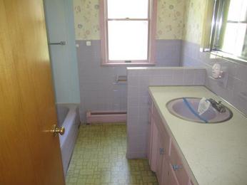 84 Forest RdAgawam, MA, 01001Hampden County