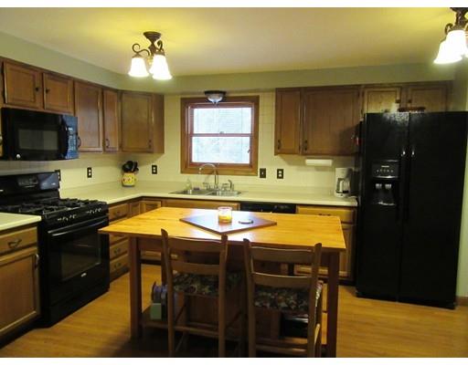 80 TERRY LN, Barre, MA 01005