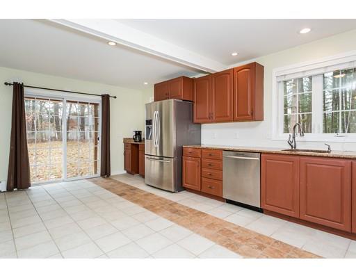 158 Stebbins St, Belchertown, MA 01007