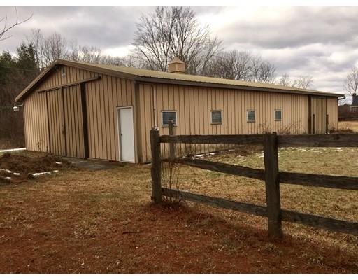 231 Michael Sears Rd, Belchertown, MA 01007
