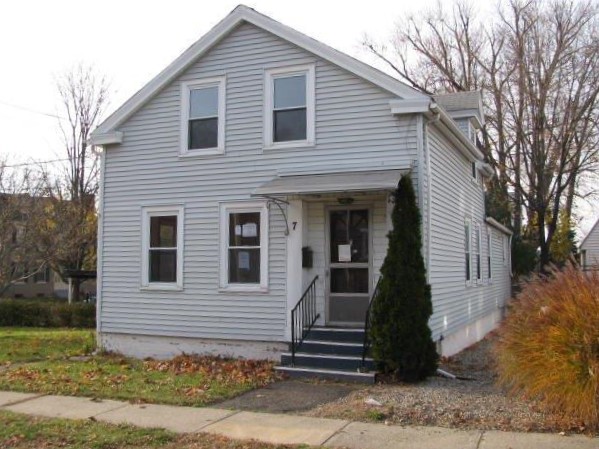 7 Gilmore StChicopee, MA, 01013Hampden County