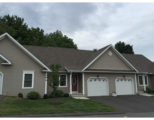 10 Elmcrest Dr, Chicopee, MA 01013