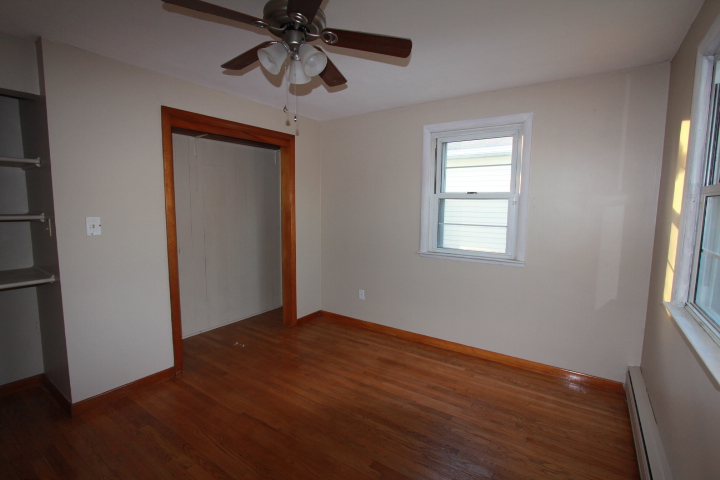 78 Thomas StreetChicopee, MA, 01013Hampden County