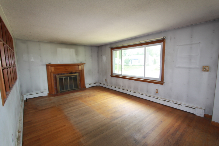 135 Stebbins StChicopee, MA, 01020Hampden County