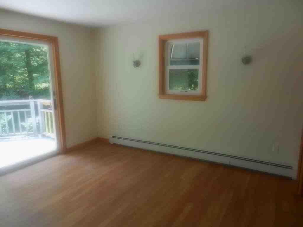 12 Pomeroy MountainWesthampton, MA, 01027Hampshire County