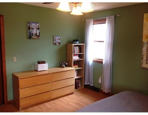 228 Braeburn Rd., East Longmeadow, MA 01028