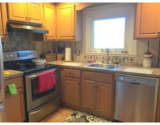 36 Forest Hills Rd, East Longmeadow, MA 01028