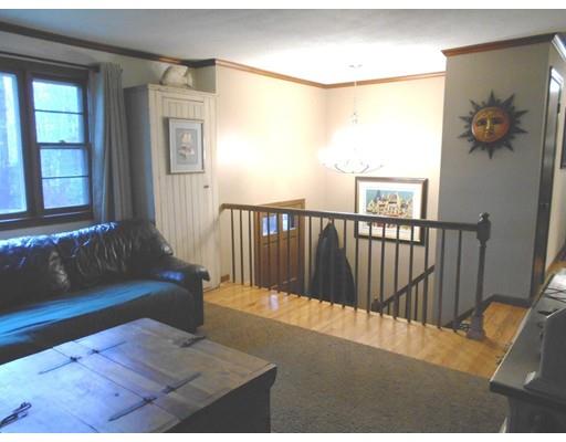 87 Glen Heather Lane, East Longmeadow, MA 01028