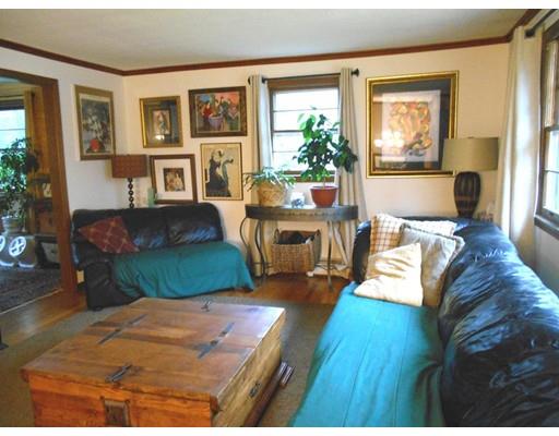 87 Glen Heather Lane, East Longmeadow, MA 01028