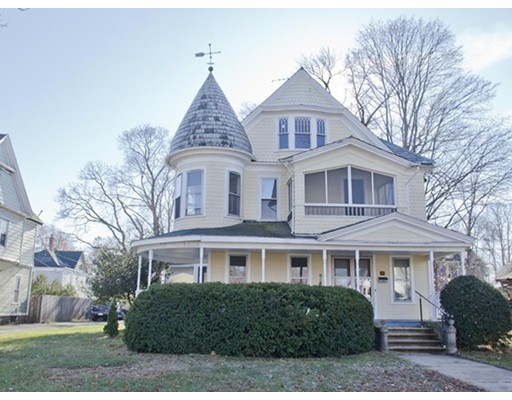 47 Fairfield Avenue, Holyoke, MA 01040