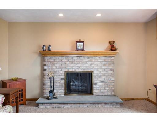 71 Williams St, Ludlow, MA 01056