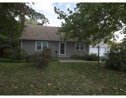 29 Pinewood Rd, Ludlow, MA 01056