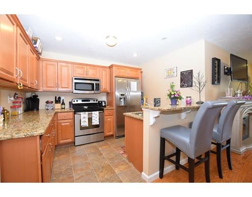 353 Fuller St, Ludlow, MA 01056