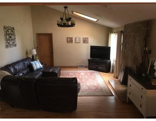 130 Loopley St, Ludlow, MA 01056