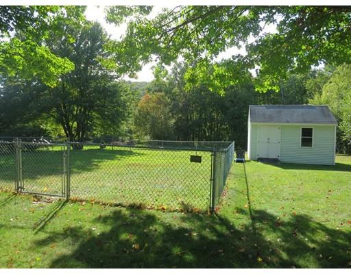 28 Upper Palmer Rd, Monson, MA 01057