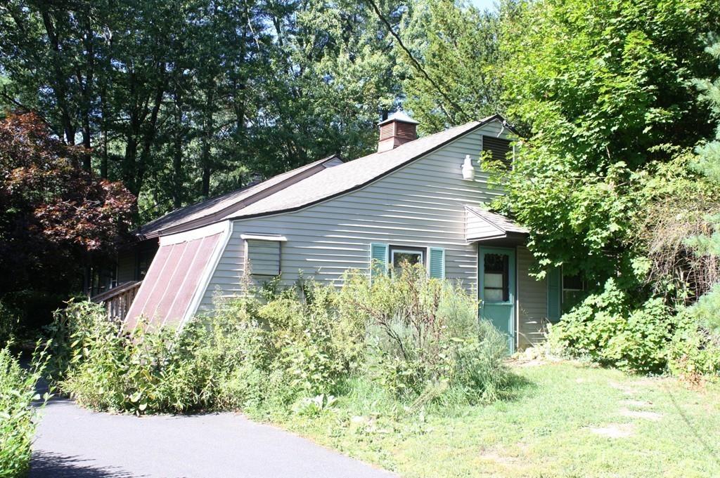 4Wyben Rd, Southampton, MA 01073