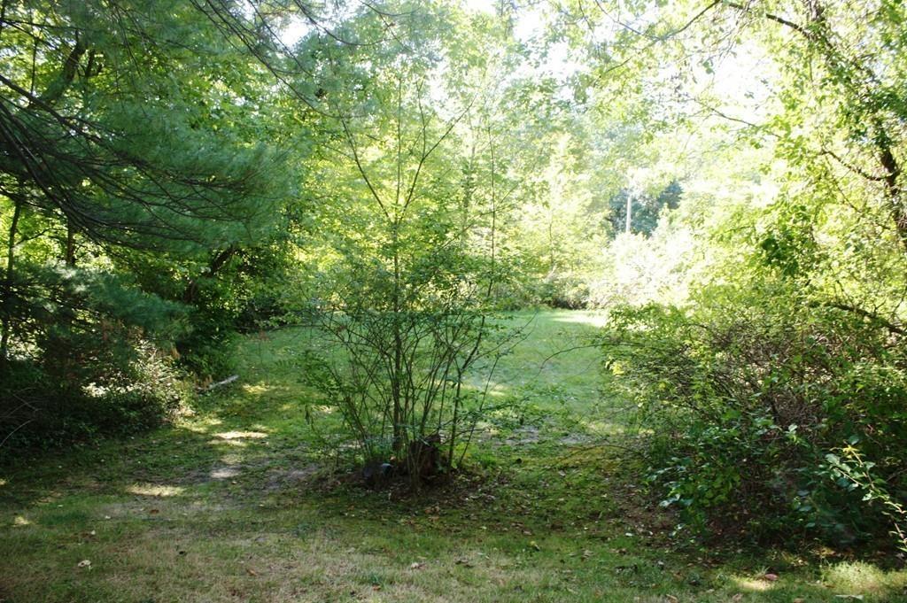 4Wyben Rd, Southampton, MA 01073