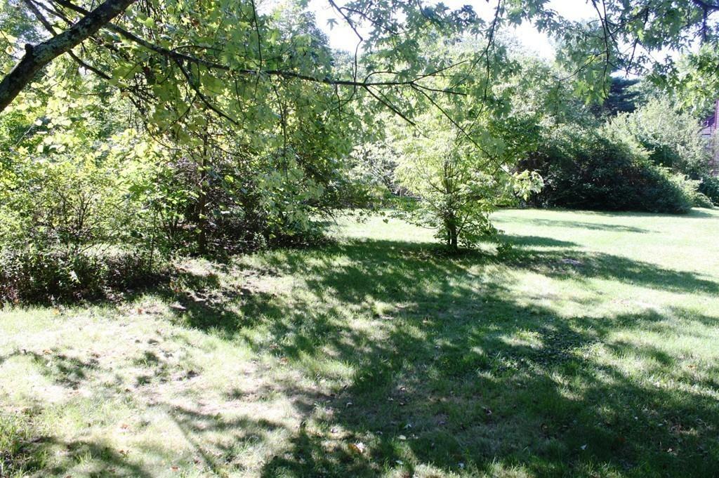 4Wyben Rd, Southampton, MA 01073