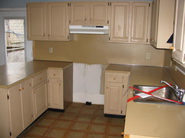 29 Prospect StWare, MA, 01082Hampshire County