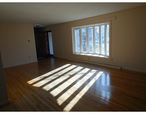 91 Steiger Dr, Westfield, MA 01085