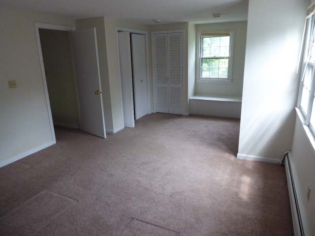 52 Woodbridge LaneWestfield, MA, 01085Hampden County