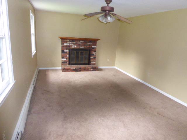 52 Woodbridge LaneWestfield, MA, 01085Hampden County