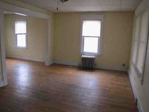 36 Southworth StWest Springfield, MA, 01089Hampden County