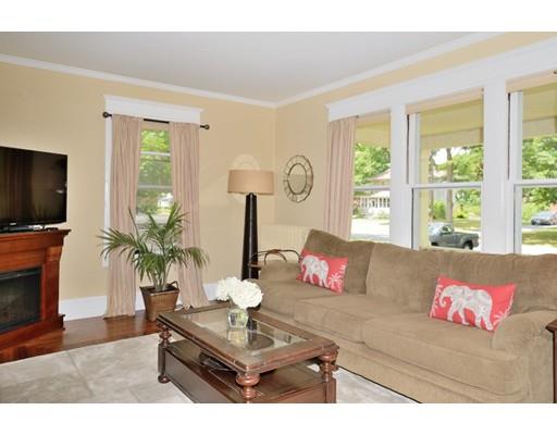 81 Massachusetts Ave., Longmeadow, MA 01106