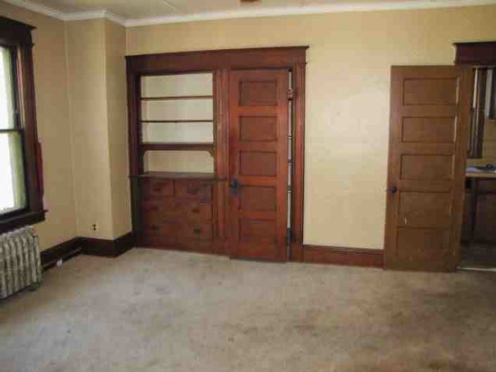 44 Larkspur StSpringfield, MA, 01108Hampden County
