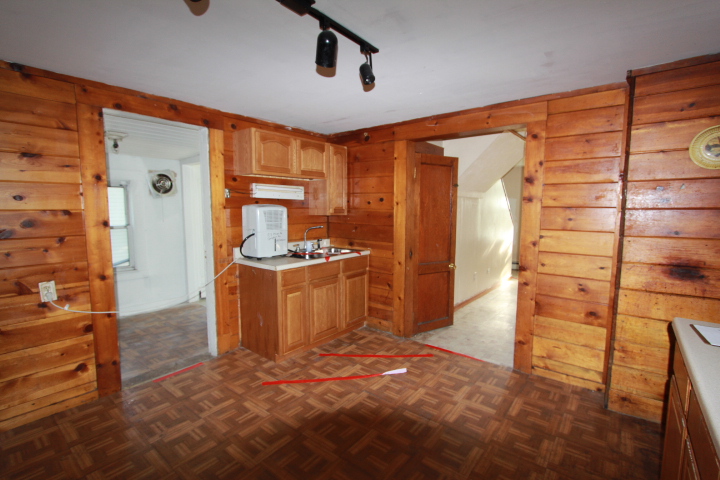 103 Phillips AvenueSpringfield, MA, 01119Hampden County