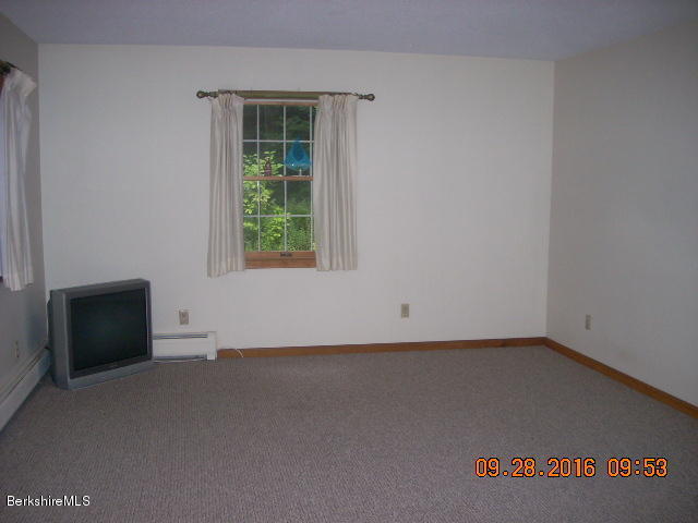 444 Cheshire Rd, Pittsfield, MA 01201