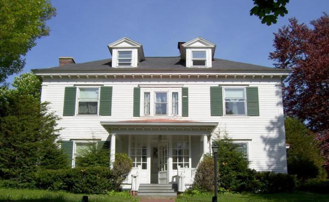 267 South St, Pittsfield, MA 01201
