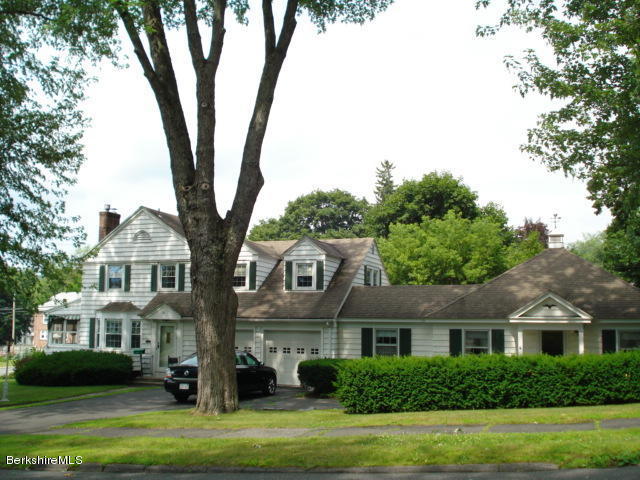 70 Bishop Pkwy, Pittsfield, MA 01201