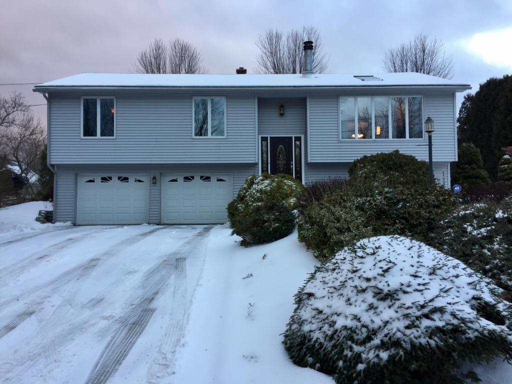 1 Burns Ln, Adams, MA 01220