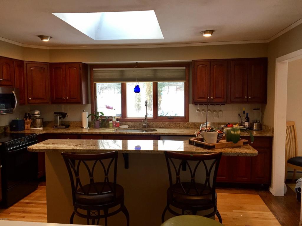 1 Burns Ln, Adams, MA 01220