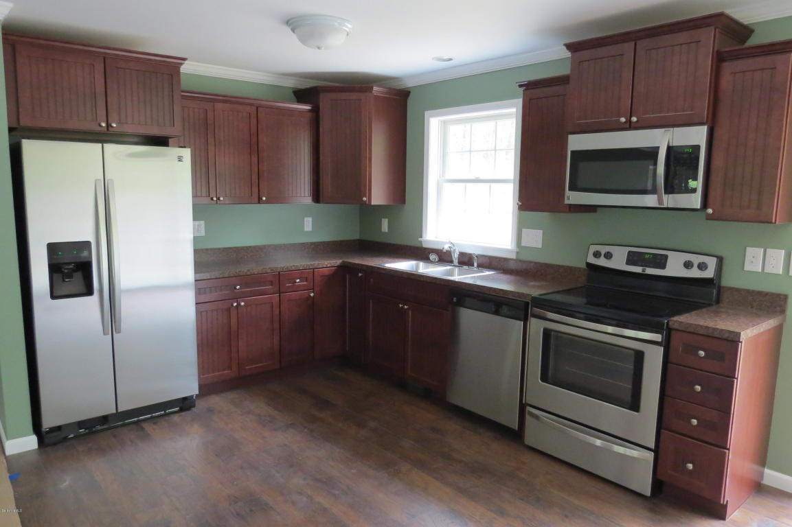 33 East ORCHARD Ter, Adams, MA 01220