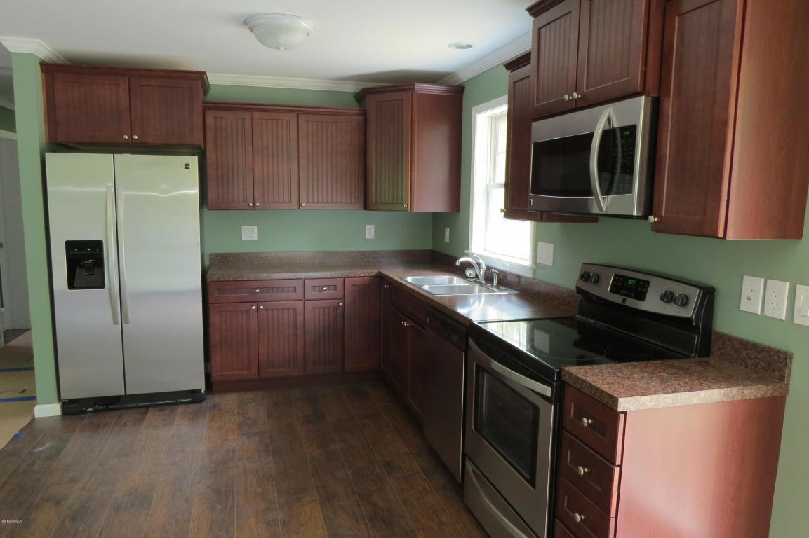 33 East ORCHARD Ter, Adams, MA 01220