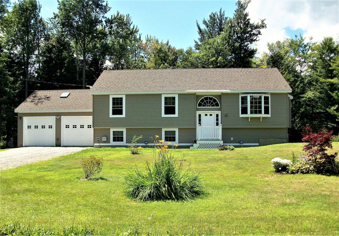 14 King Arthur Dr, Becket, MA 01223