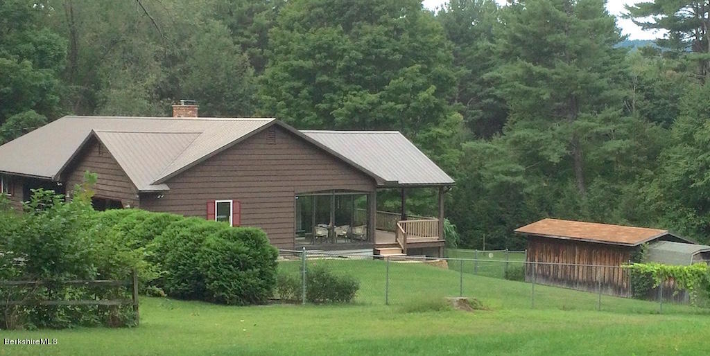 250 Ingalls Rd, Cheshire, MA 01225